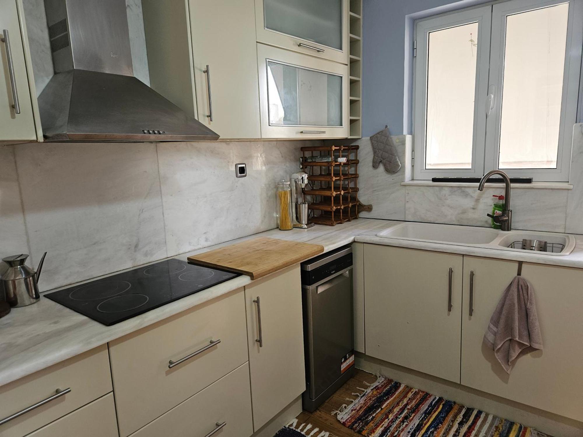 3 Bedder Condo In Ilisia, Megaro Mousikis Athènes Extérieur photo