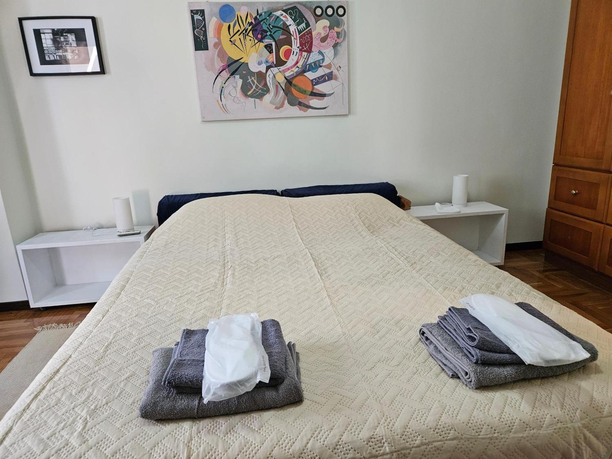 3 Bedder Condo In Ilisia, Megaro Mousikis Athènes Extérieur photo