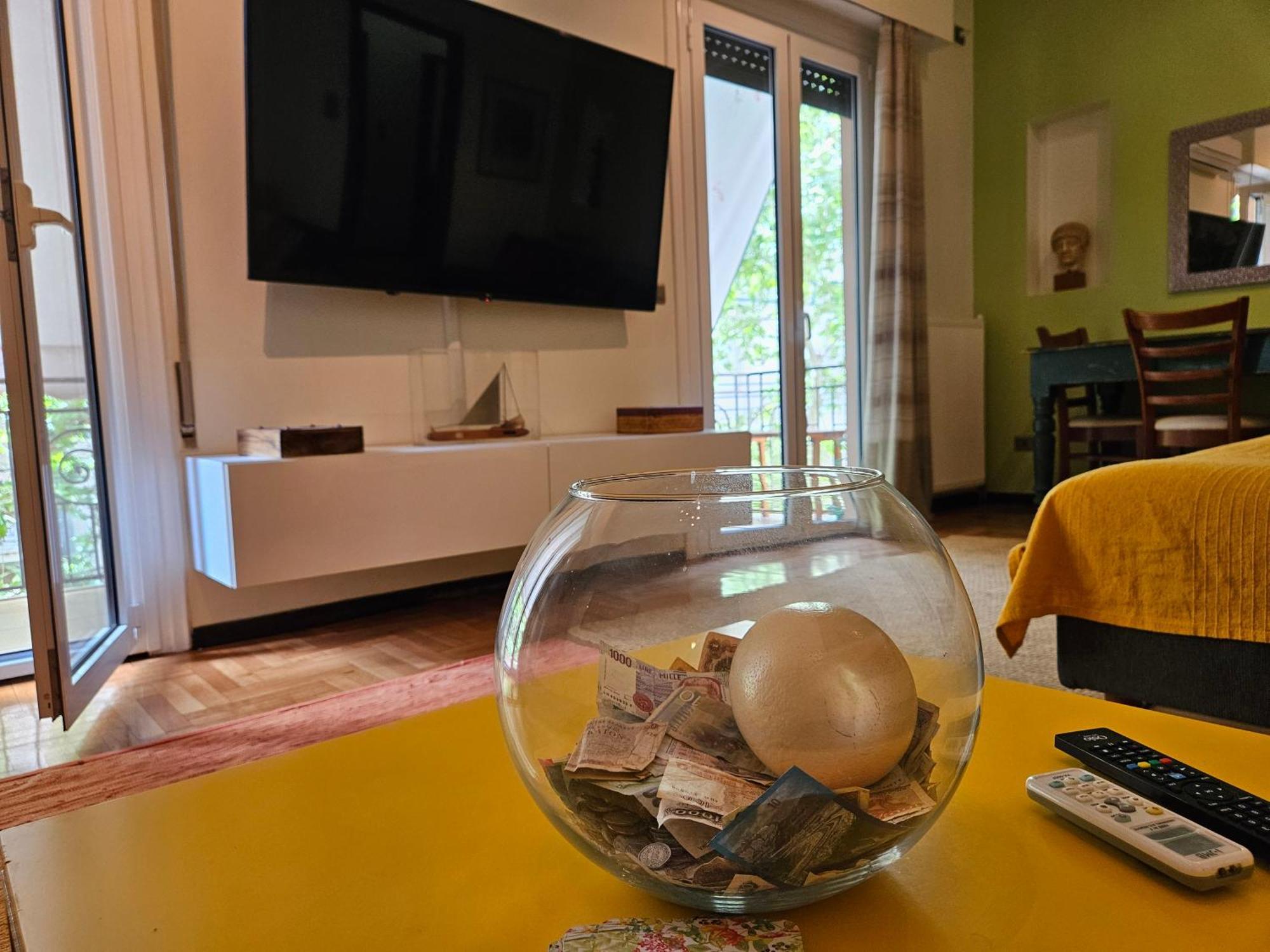 3 Bedder Condo In Ilisia, Megaro Mousikis Athènes Extérieur photo