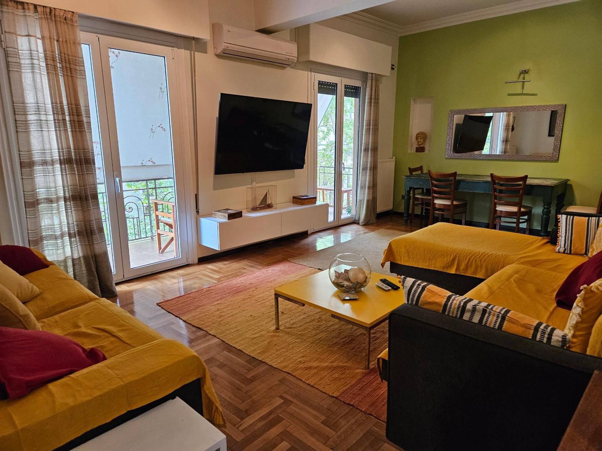 3 Bedder Condo In Ilisia, Megaro Mousikis Athènes Extérieur photo